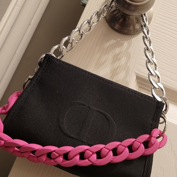 Authentic CD Christian Dior Beauté Cosmetic Bag w/ added handle and chain decor - Picture 2 of 5
